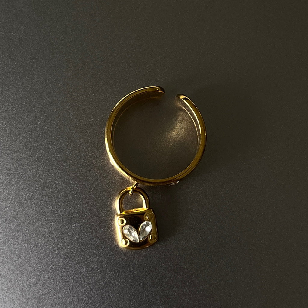 Heart Padlock Ring